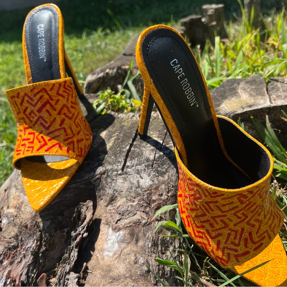 Custom Cape Robbin Yellow and Red Patterned Heels - Picture 6 of 7
